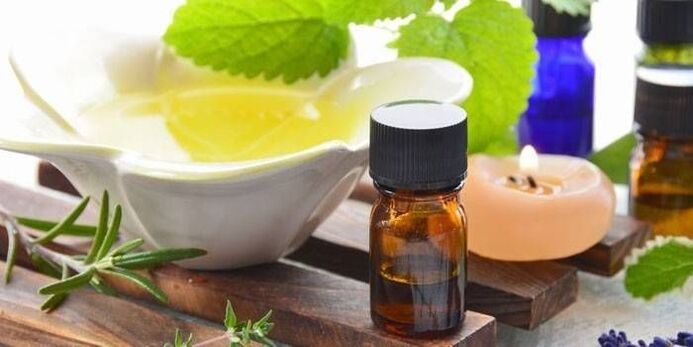 treating nail fungus with oils
